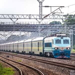 K6595下元站两道通过